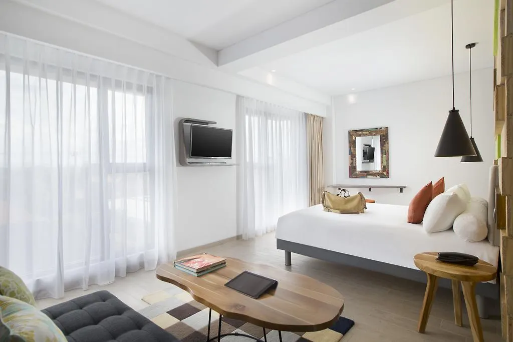Kamaniiya Petitenget Seminyak Indonesia