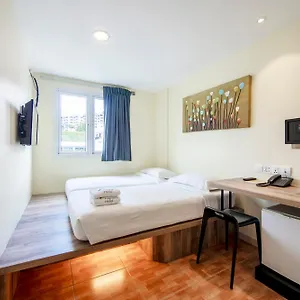 Hotel Fragrance - Balestier **