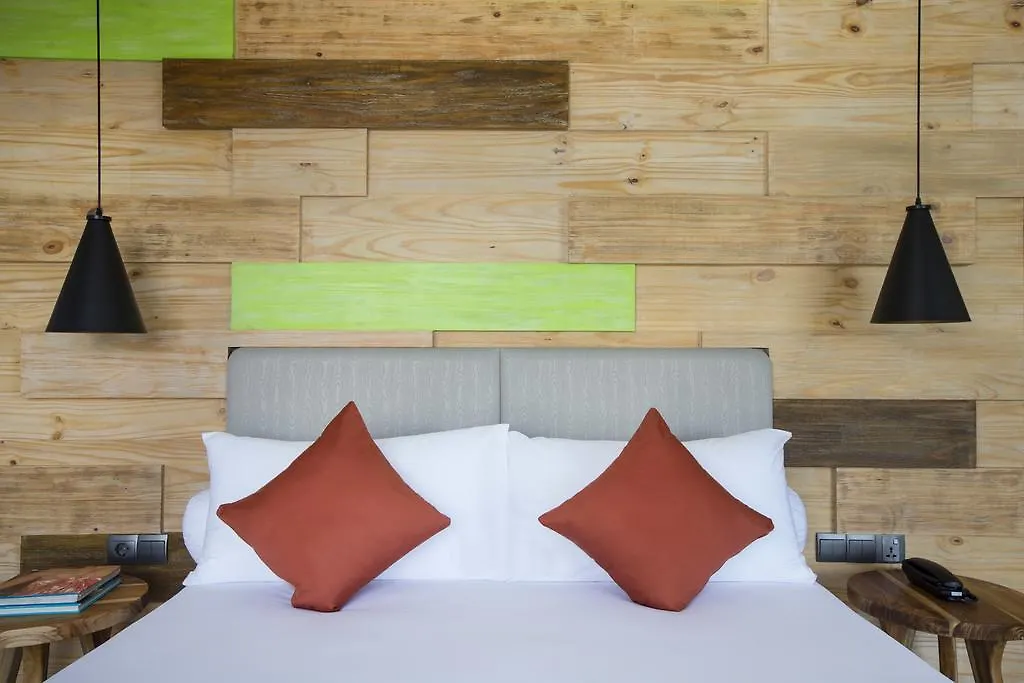 Kamaniiya Petitenget Seminyak Hotel