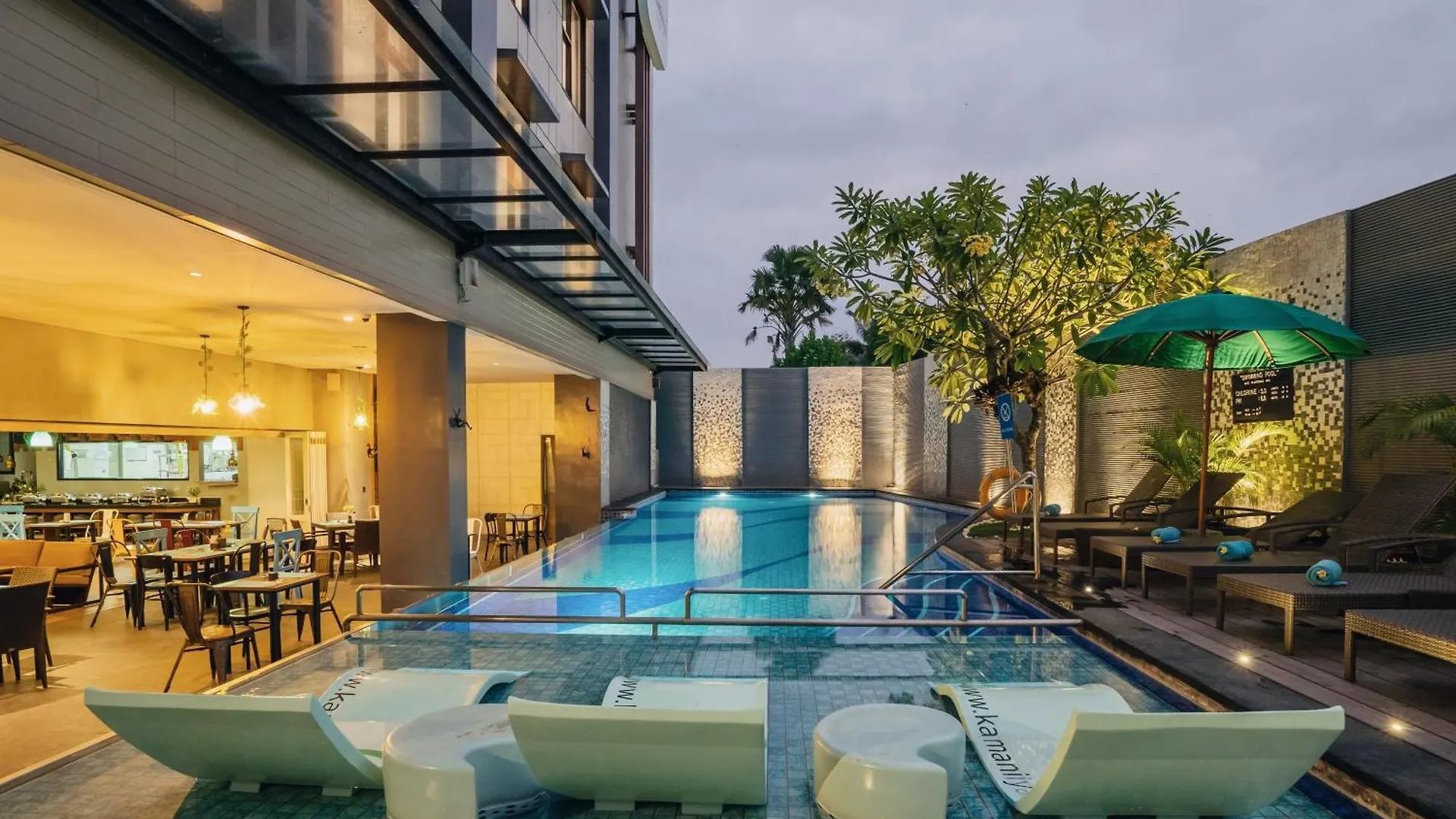 Kamaniiya Petitenget Seminyak